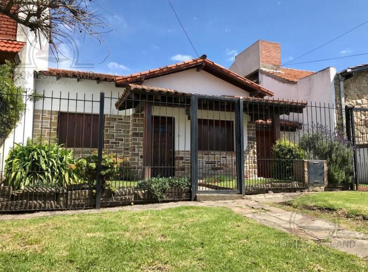 Casa · 90m² · 3 Ambientes · 1 Cochera