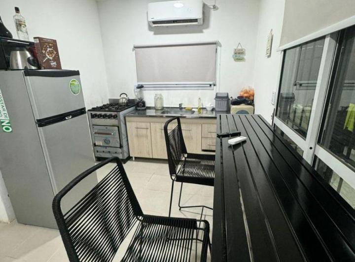 Casa · 90m² · 5 Ambientes · 3 Cocheras