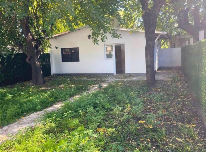 Casa · 60m² · 2 Ambientes · 1 Cochera