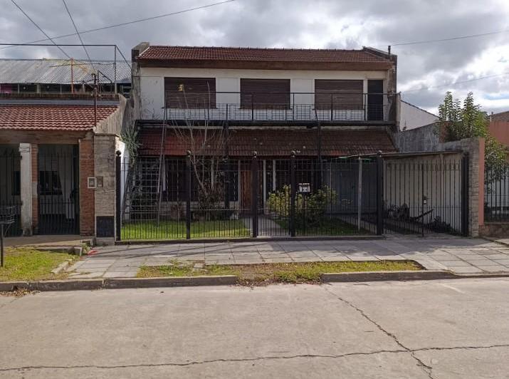 Casa · 100m² · 4 Ambientes