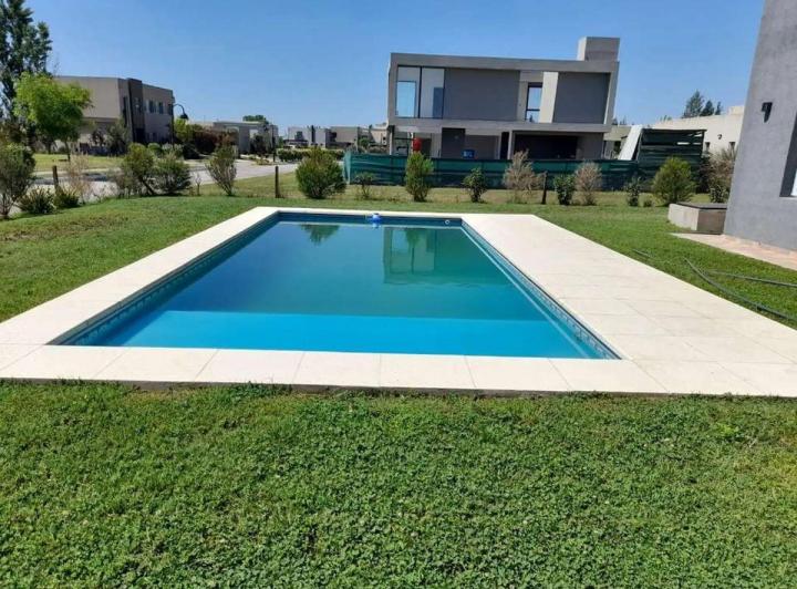Casa · 155m² · 4 Ambientes · 1 Cochera