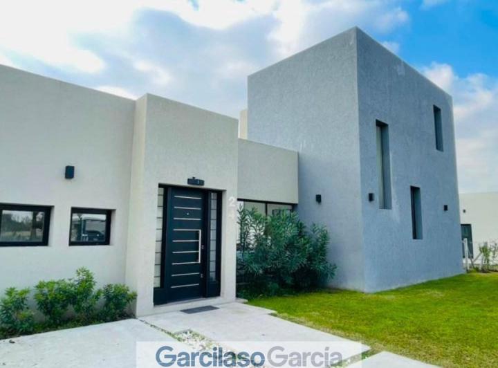 Casa · 148m² · 5 Ambientes
