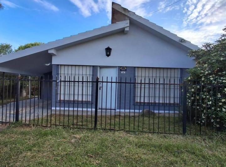 Casa · 90m² · 4 Ambientes · 1 Cochera