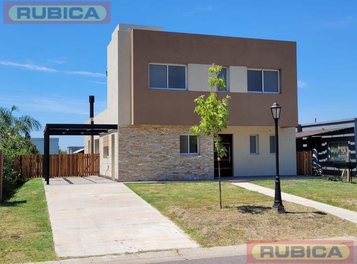 Casa · 444m² · 4 Ambientes