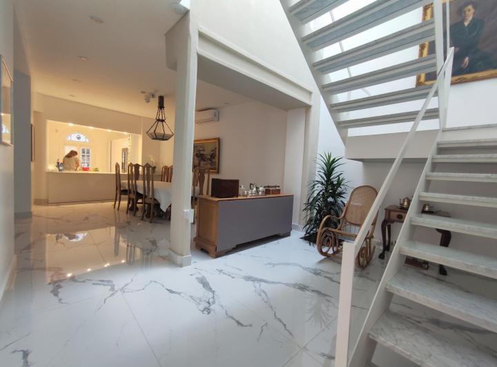 Casa · 350m² · 4 Ambientes · 1 Cochera