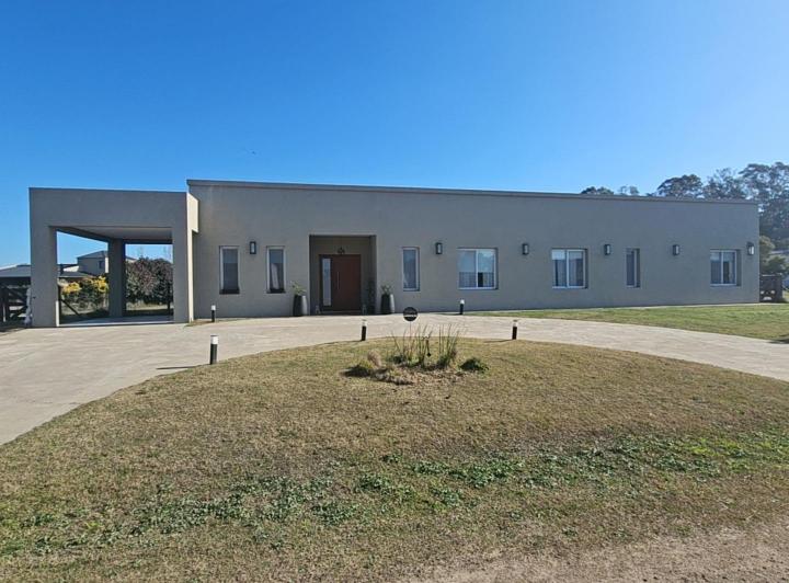 Casa · 164m² · 6 Ambientes · 1 Cochera
