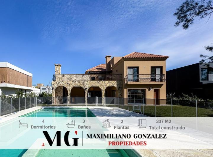 Casa · 292m² · 7 Ambientes · 1 Cochera