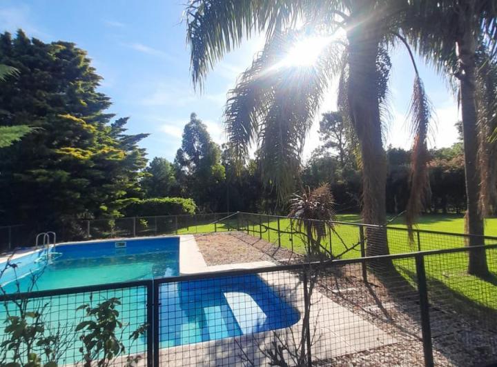 Casa · 60m² · 3 Ambientes · 4 Cocheras