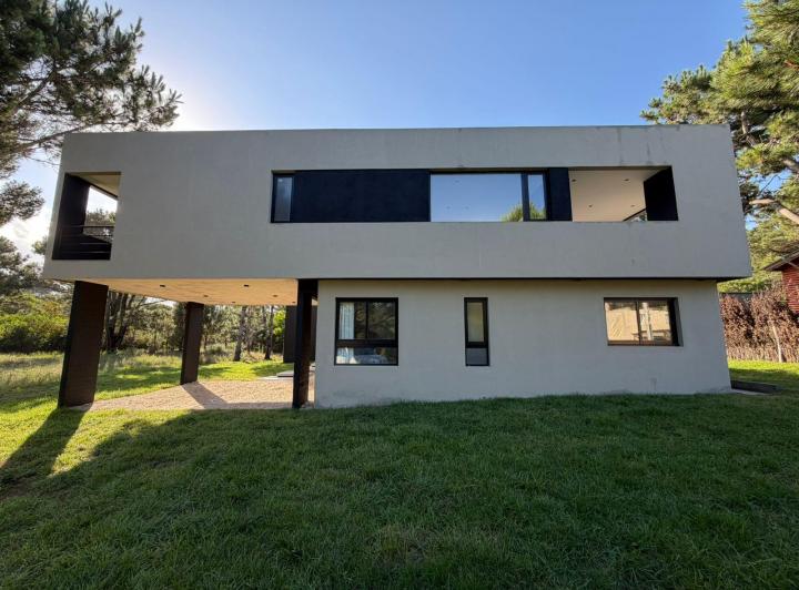 Casa · 100m² · 2 Ambientes