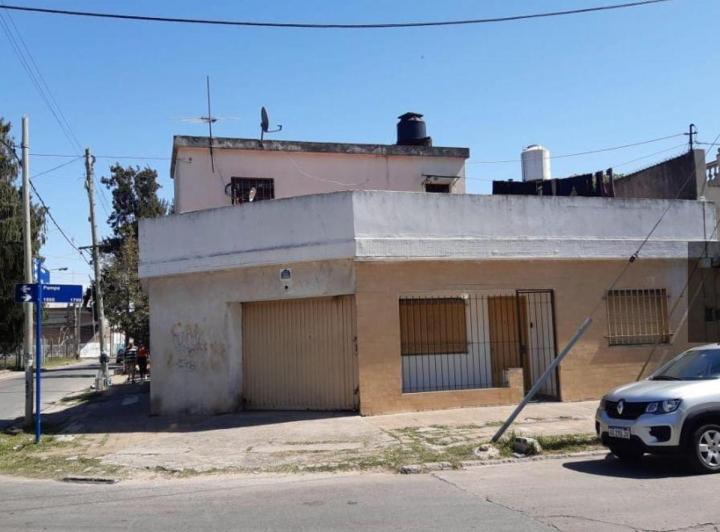 Casa · 80m² · 3 Ambientes · 1 Cochera