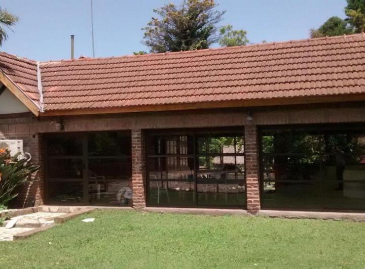 Casa · 200m² · 4 Ambientes · 1 Cochera