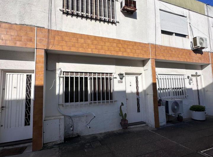 Casa · 61m² · 3 Ambientes · 1 Cochera