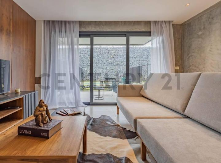 Casa · 118m² · 4 Ambientes · 2 Cocheras