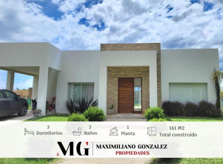 Casa · 161m² · 4 Ambientes · 1 Cochera