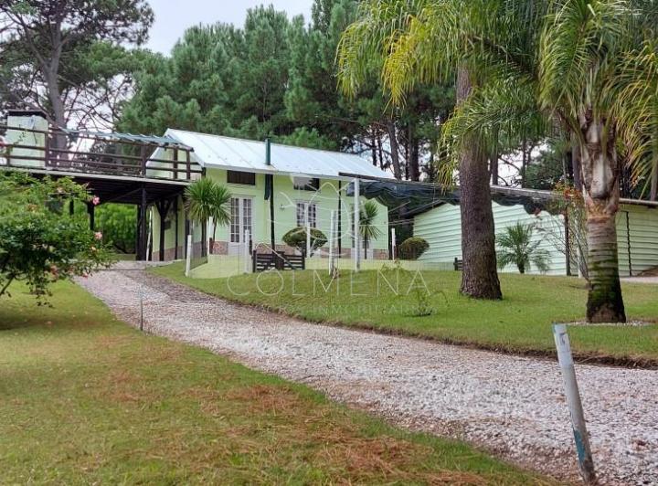 Casa · 2434m² · 5 Ambientes · 1 Cochera
