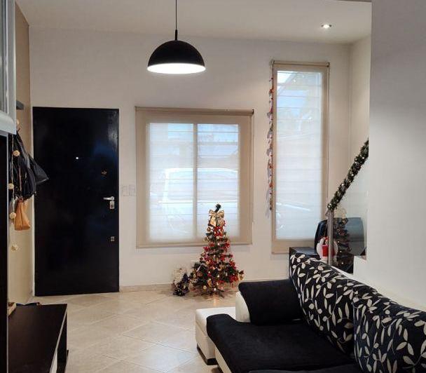 Casa · 75m² · 3 Ambientes · 1 Cochera