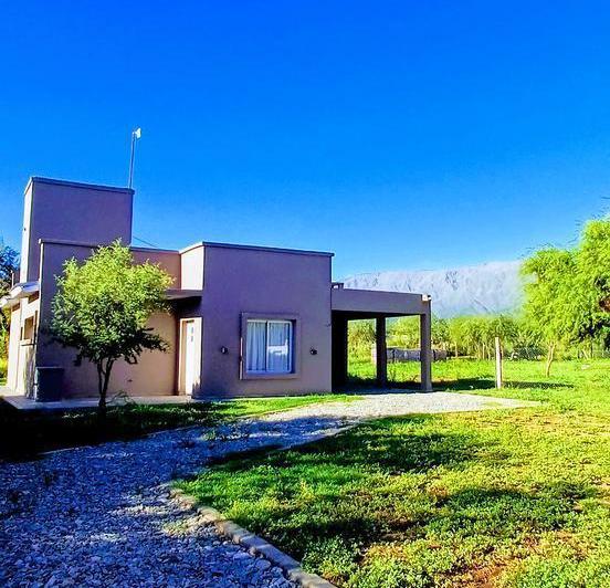 Casa · 65m² · 3 Ambientes · 1 Cochera