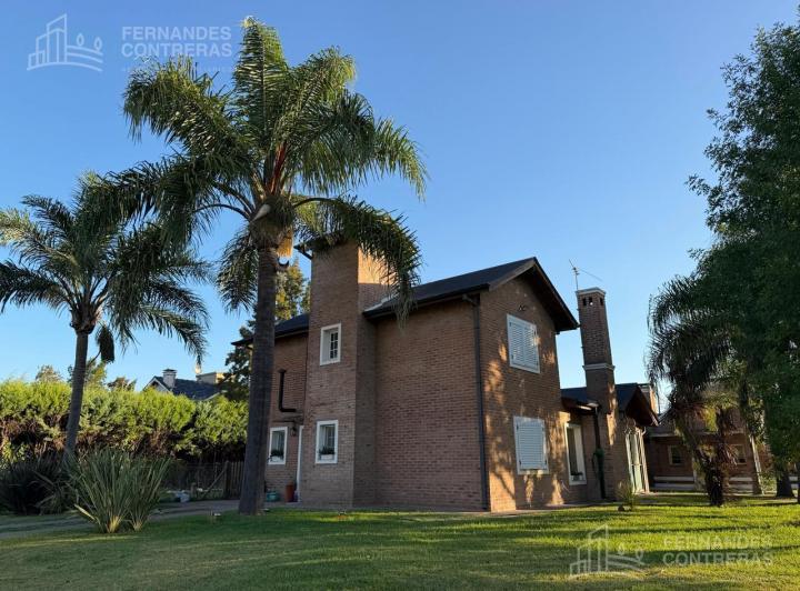 Casa · 150m² · 4 Ambientes · 1 Cochera