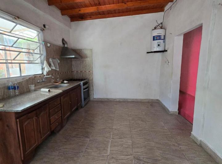 Casa · 90m² · 3 Ambientes · 2 Cocheras