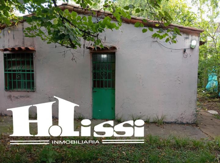 Casa · 200m² · 2 Ambientes · 2 Cocheras