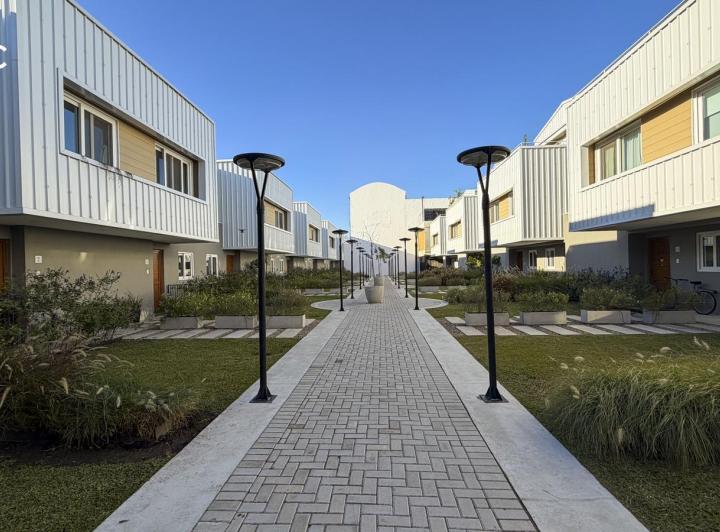 Casa · 160m² · 5 Ambientes · 1 Cochera