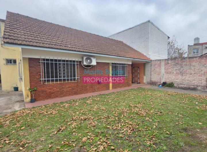 Casa · 90m² · 3 Ambientes · 1 Cochera