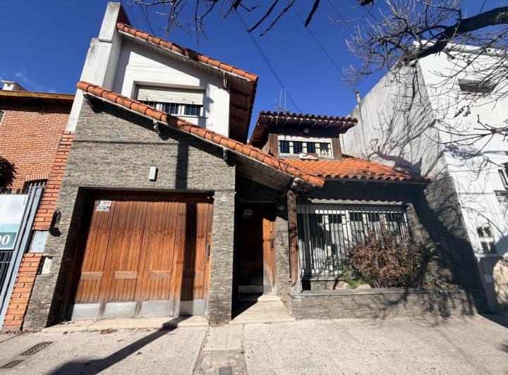 Casa · 150m² · 5 Ambientes · 1 Cochera