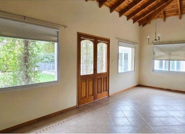Casa · 700m² · 7 Ambientes
