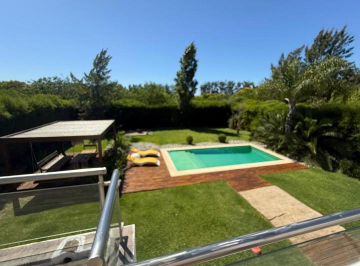 Casa · 250m² · 3 Ambientes