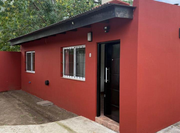 Casa · 35m² · 2 Ambientes · 1 Cochera