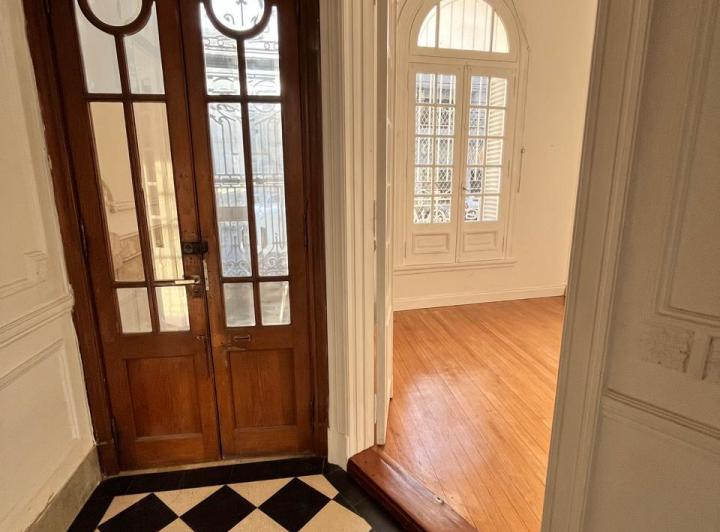 Casa · 150m² · 5 Ambientes