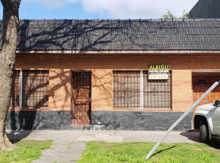 Casa · 183m² · 4 Ambientes · 1 Cochera