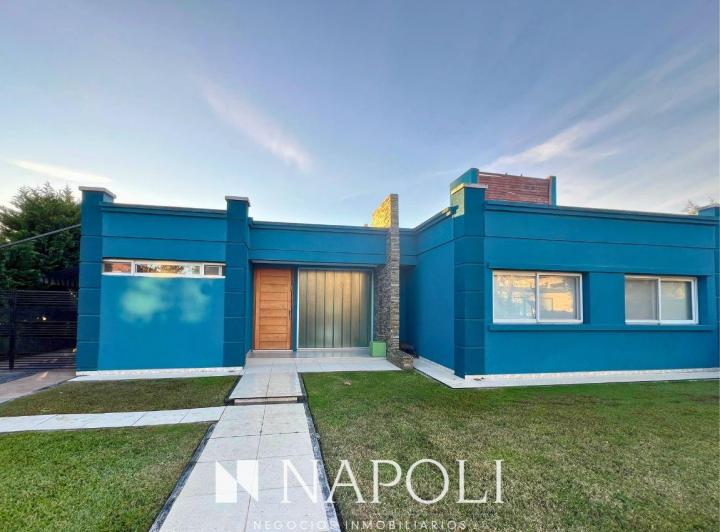 Casa · 170m² · 5 Ambientes · 3 Cocheras