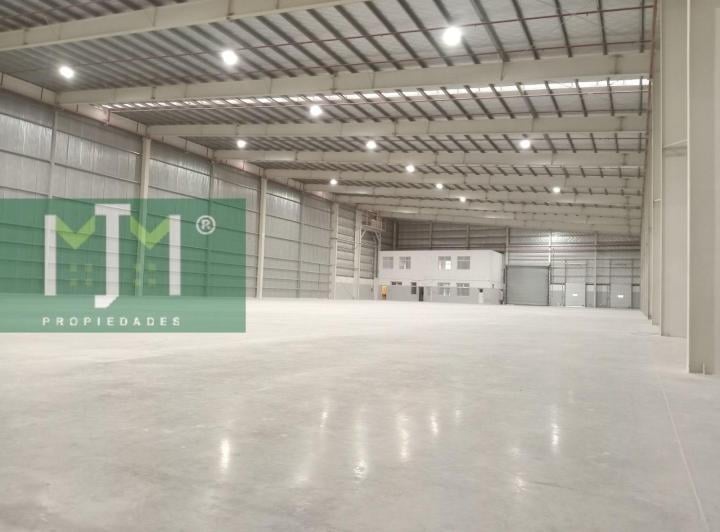 Casa · 3000m² · 2 Cocheras