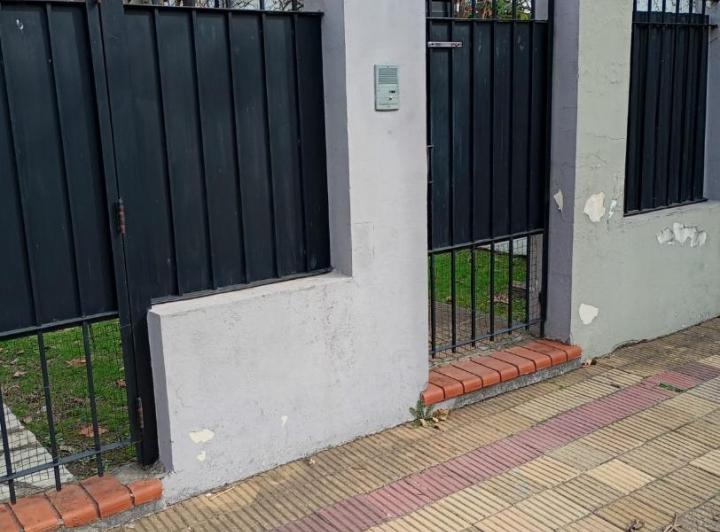 Casa · 80m² · 3 Ambientes · 2 Cocheras