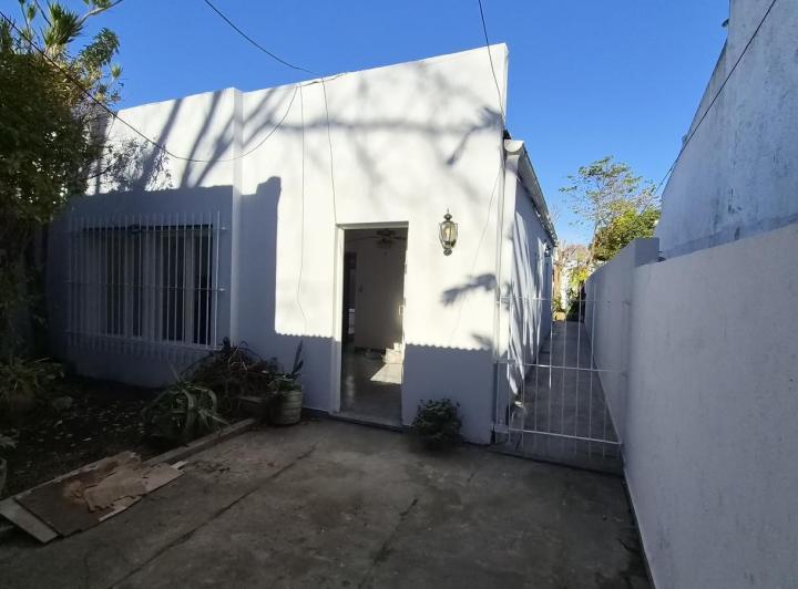 Casa · 120m² · 6 Ambientes · 2 Cocheras