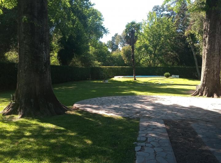 Casa · 65m² · 2 Ambientes · 3 Cocheras