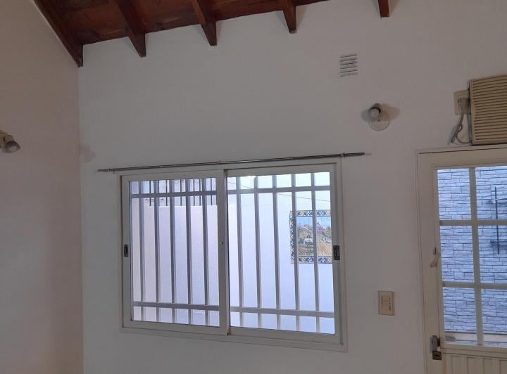Casa · 57m² · 2 Ambientes · 1 Cochera