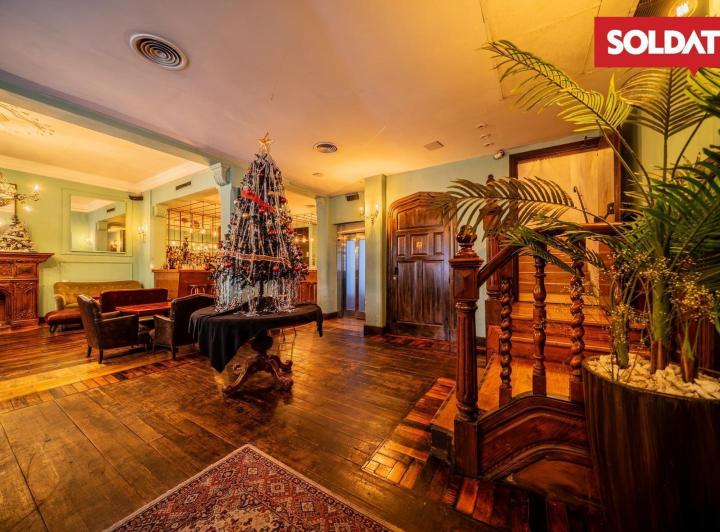 Casa · 346m² · 6 Ambientes