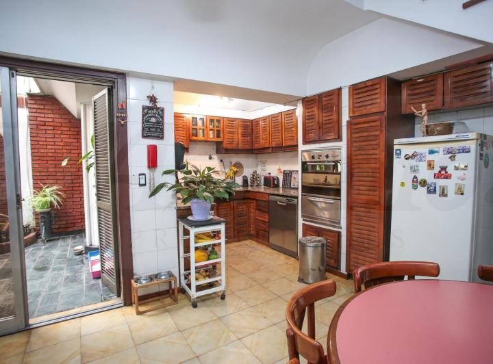 Casa · 182m² · 5 Ambientes · 1 Cochera