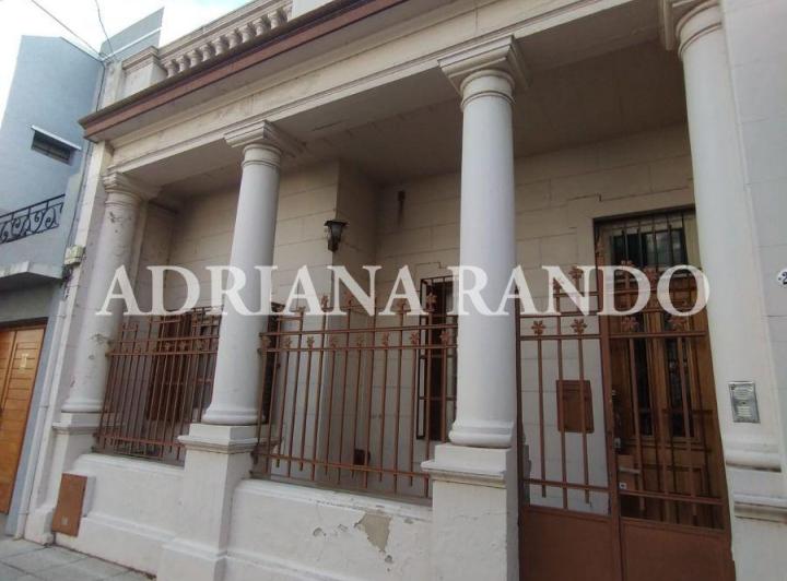 Casa · 1m² · 4 Ambientes