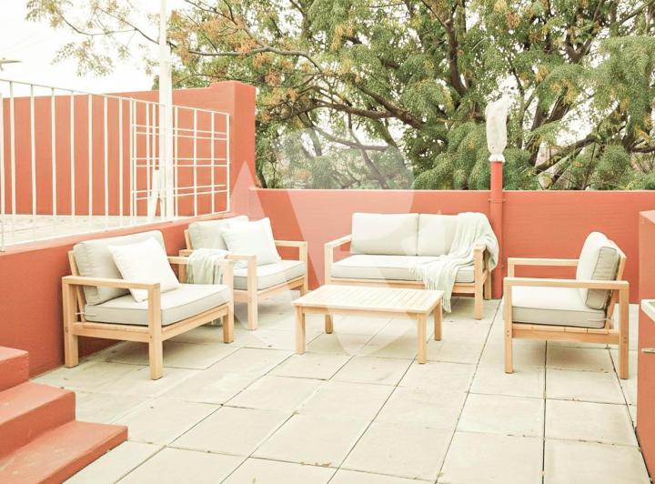 Casa · 236m² · 5 Ambientes · 1 Cochera