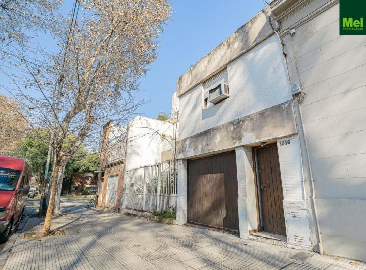 Casa · 204m² · 6 Ambientes · 1 Cochera