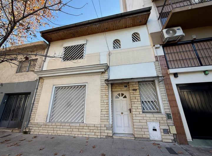 Casa · 180m² · 4 Ambientes