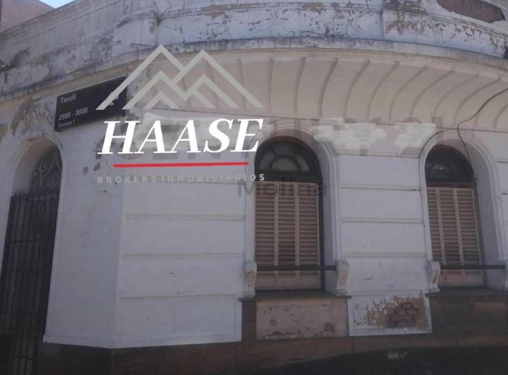 Casa · 130m² · 3 Ambientes · 1 Cochera