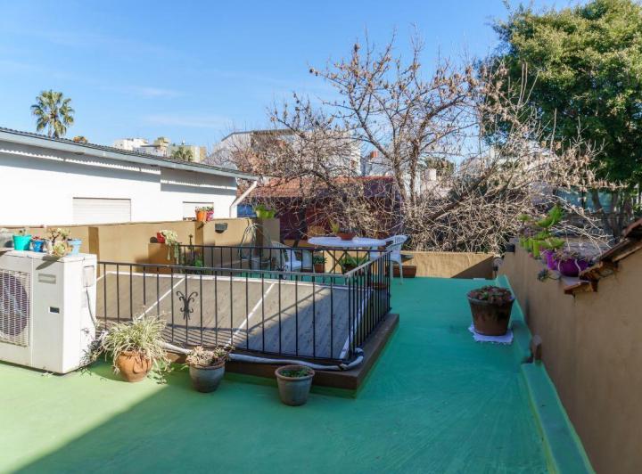 Casa · 179m² · 6 Ambientes · 1 Cochera