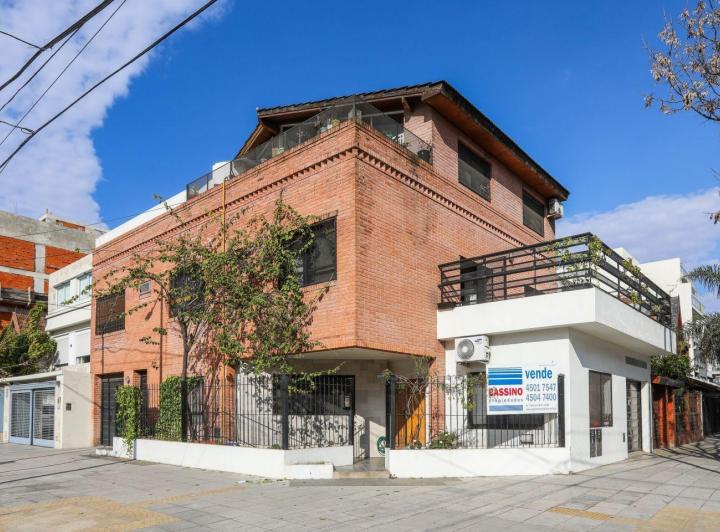 Casa · 270m² · 5 Ambientes