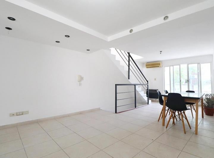 Casa · 114m² · 3 Ambientes · 2 Cocheras