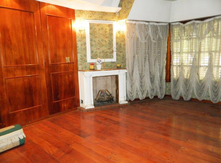 Casa · 553m² · 6 Ambientes · 3 Cocheras