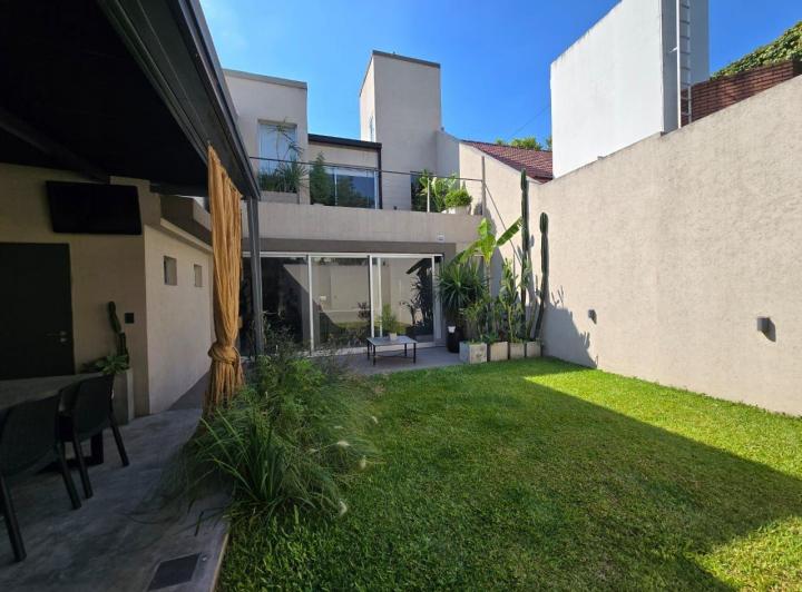 Casa · 207m² · 5 Ambientes